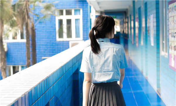 富民如何找到一个可以帮助我生孩子的女人？